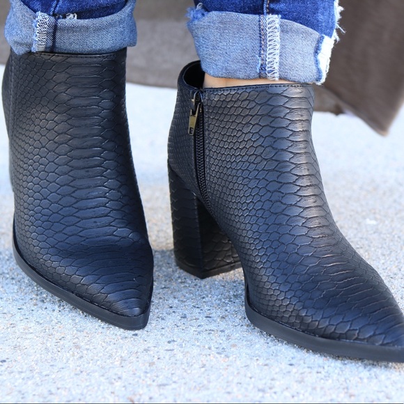 Planner Black Snake Bootie - Picture 3 of 5